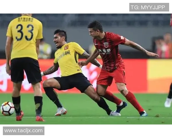 广州足球队以54分稳居锦标赛积分榜首位争冠形势一片大好